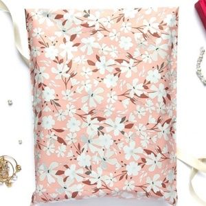 20 10x13 Spring designer polymailer